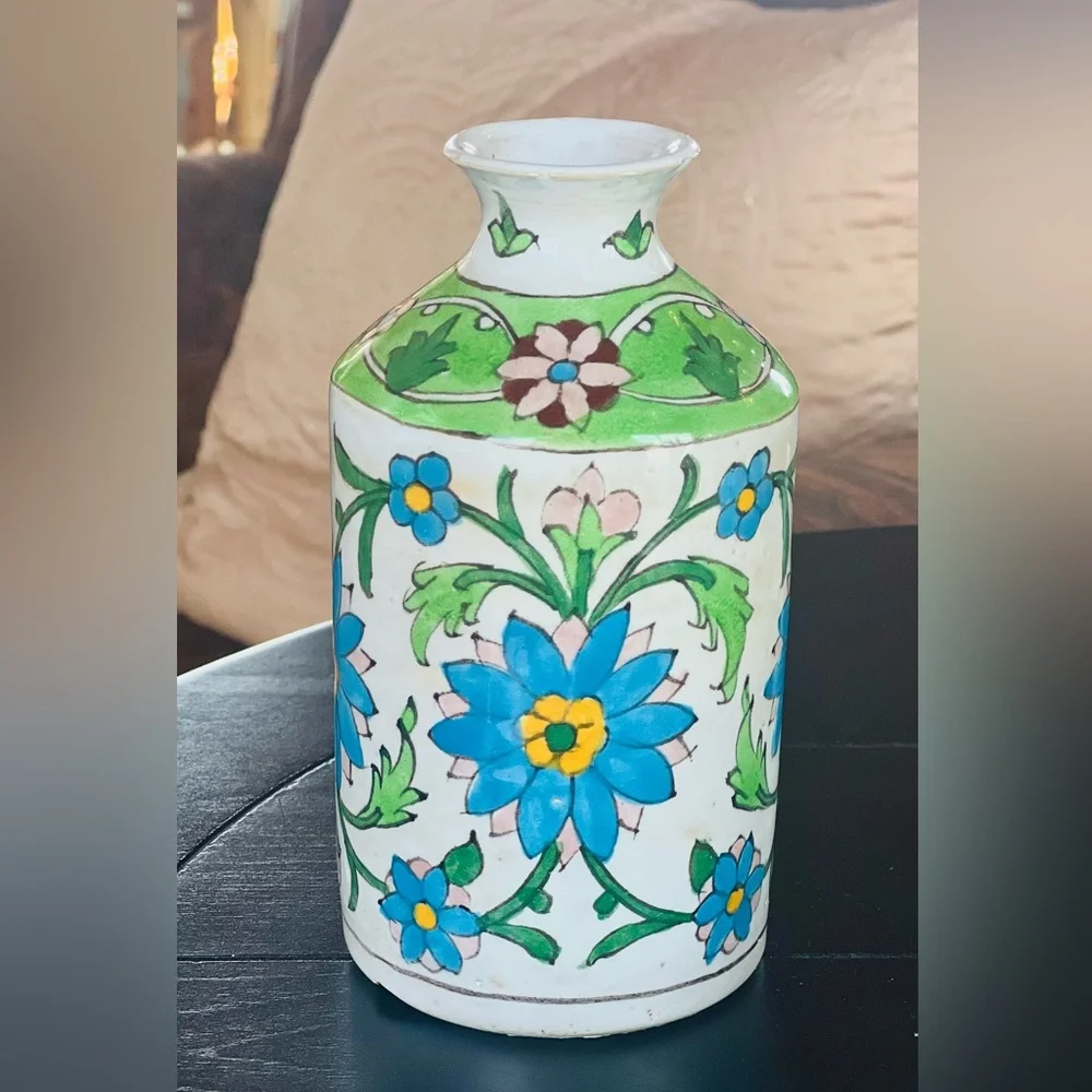 Vintage Turkish Iznik hand Painted Floral Vase